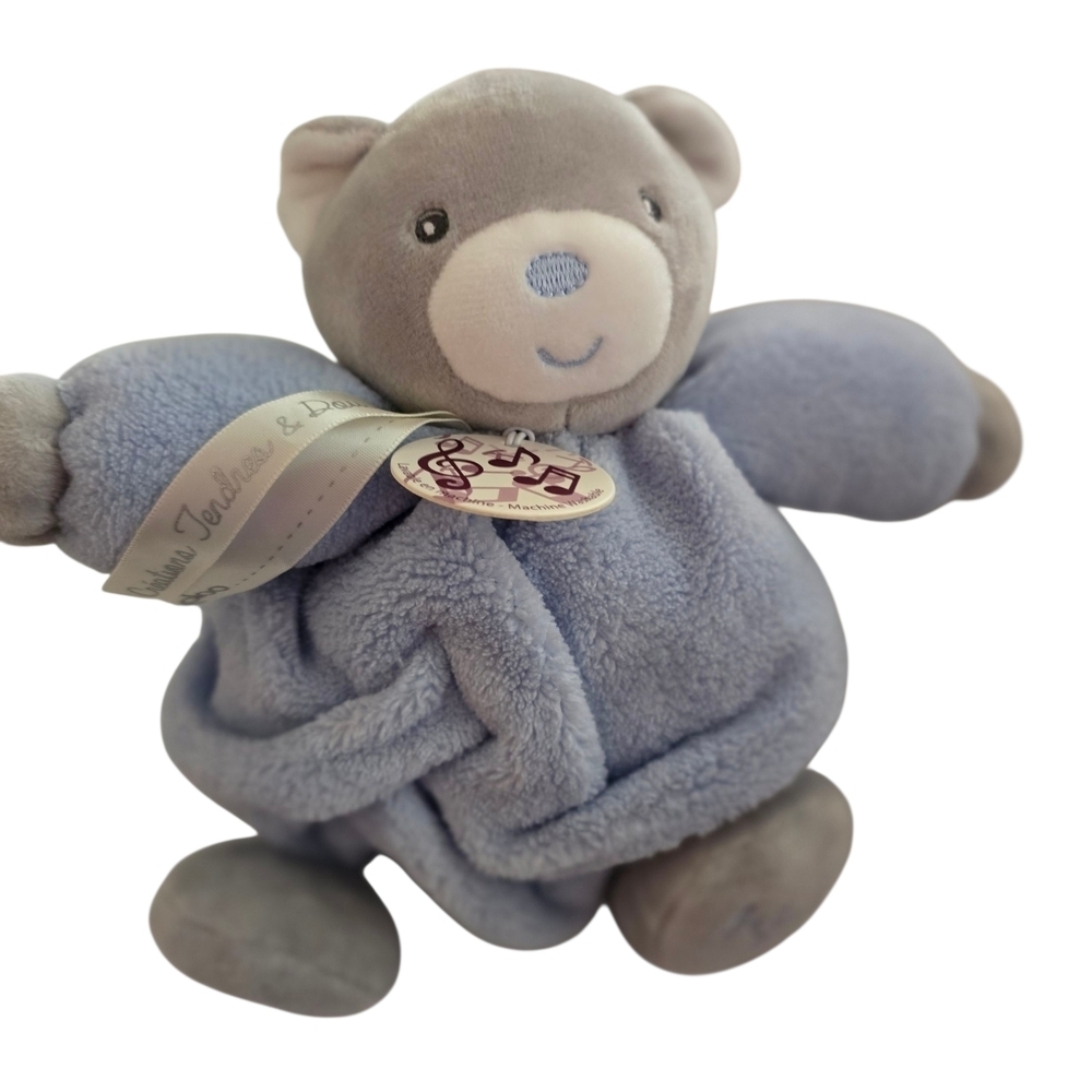 NWT Kaloo Dou Dou Musical Soft Blue Plush Blue Bear Lovey